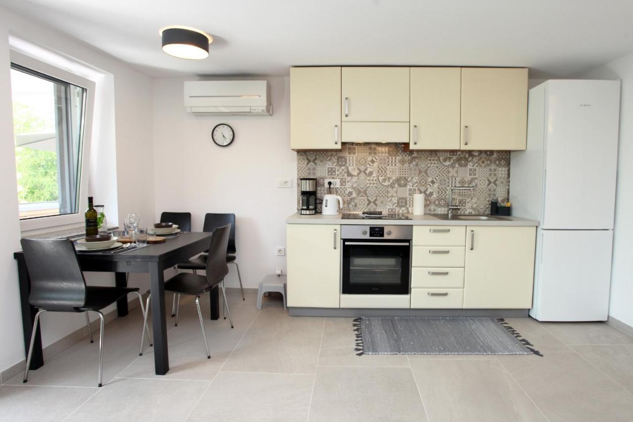 Modern Apartment Parenzana Izma Portorož Exterior foto